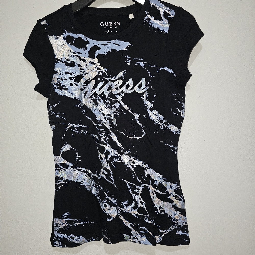 Guess SS TShirt, S